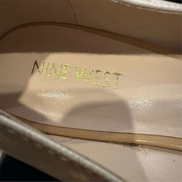 Nine West Women's Pointy Toe Kitten Heel Pumps Ivory Size 8 - Picture 9 of 11